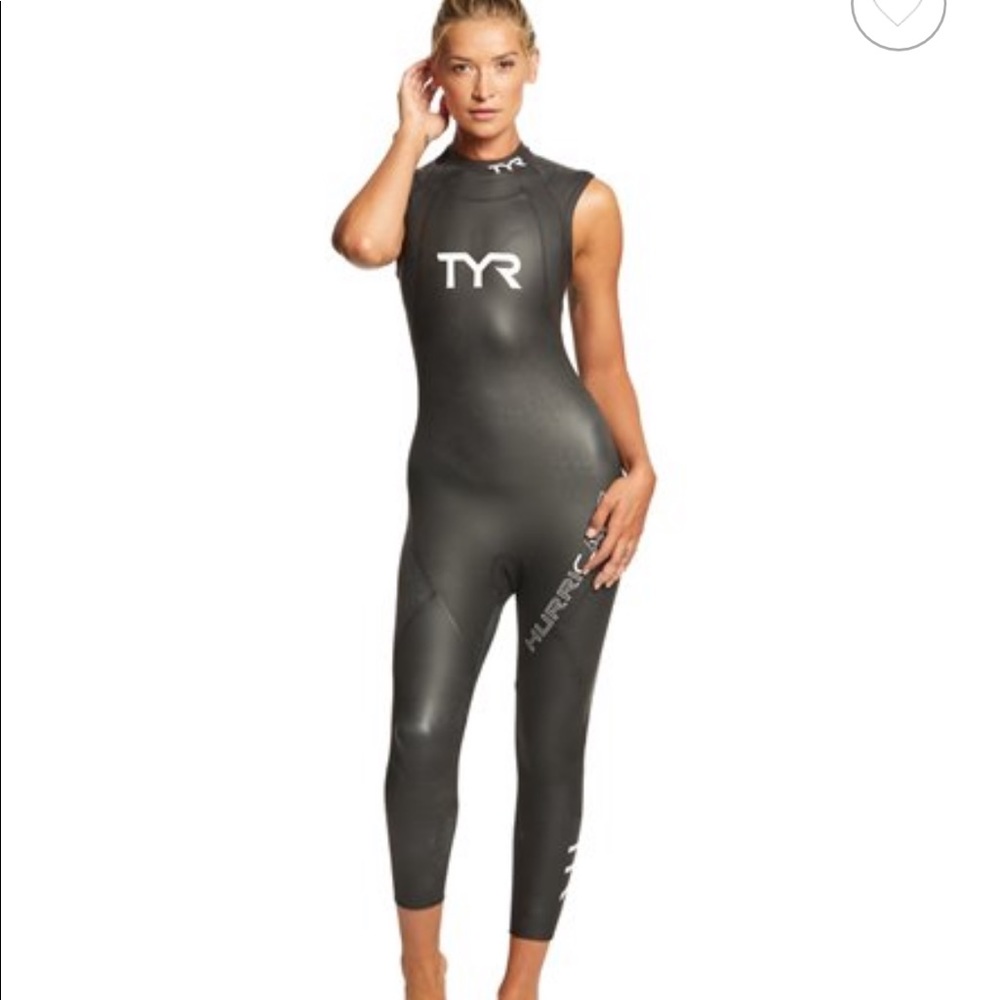 TYR women’s Hurricane cat1 sleeveless tri wetsuit